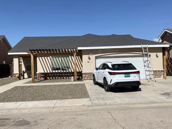 41 Acoma Ct, Hobbs, NM 88240