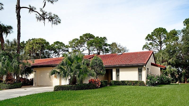 1st image of 7843 Timberwood Cir #105