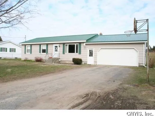 2154 County Route 48, Lacona, NY 13083