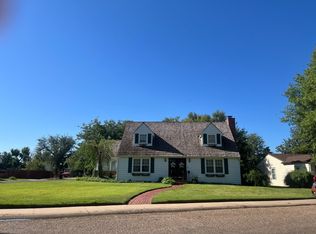 1002 Harrison Cir, Liberal, KS 67901