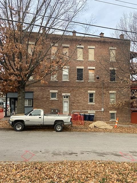 1st image of 1138 Pacific St