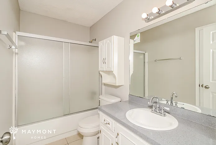 1411 Chadford Rd — Photo 10