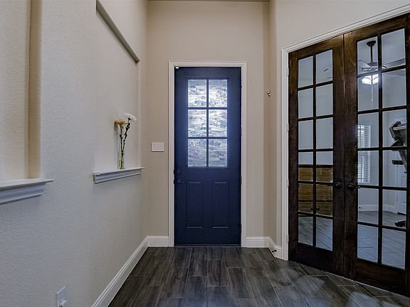 3rd image of 173 Hackney St