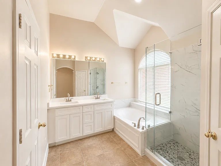 9901 Laurel Ln — Photo 5