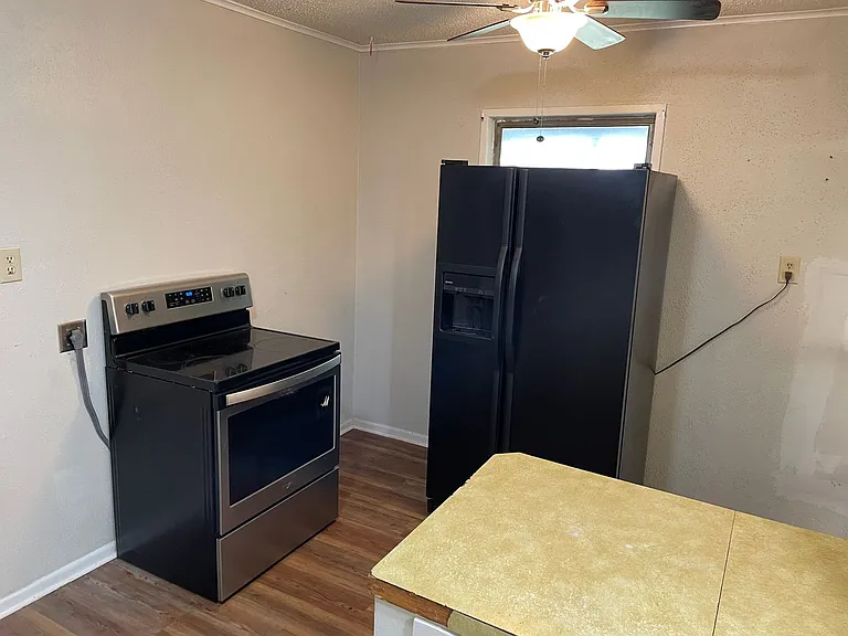 2928 Marquette St — Photo 10