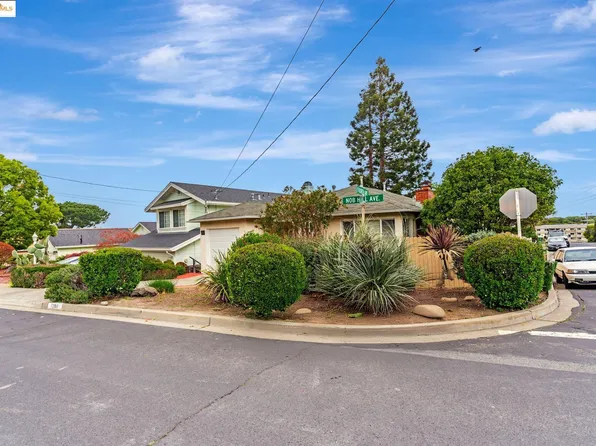 1284 Nob Hill Ave, Pinole, CA 94564