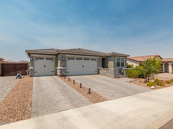 2nd image of 19806 W SAN MIGUEL Avenue