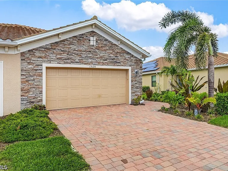 15120 Cortona Way — Photo 25