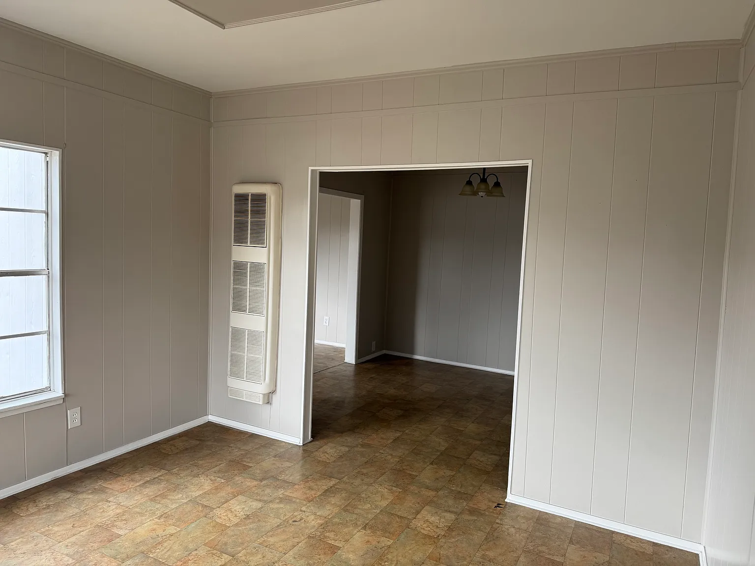 2 bed, 1178 sqft, $975 — Photo 4