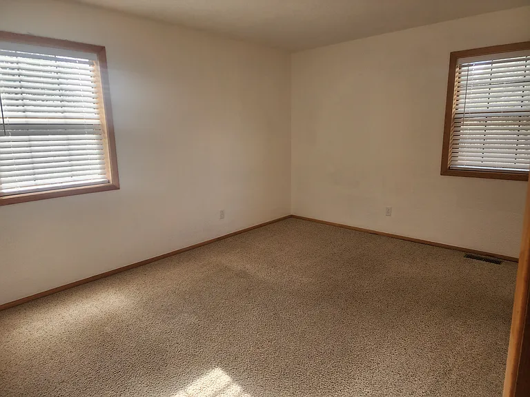 40 Peregrine Pl — Photo 13