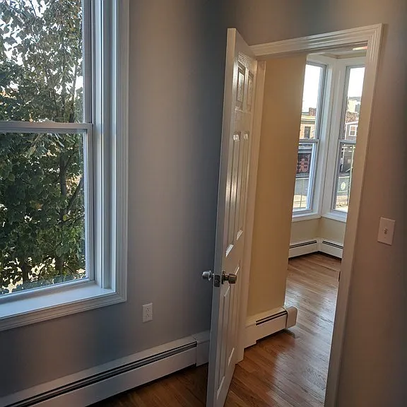 80 Havre St #2 — Photo 11