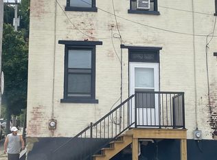 930 S 10th St, Pittsburgh, PA 15203