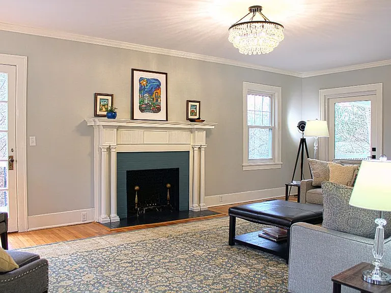 55 Edgemont Rd — Photo 5