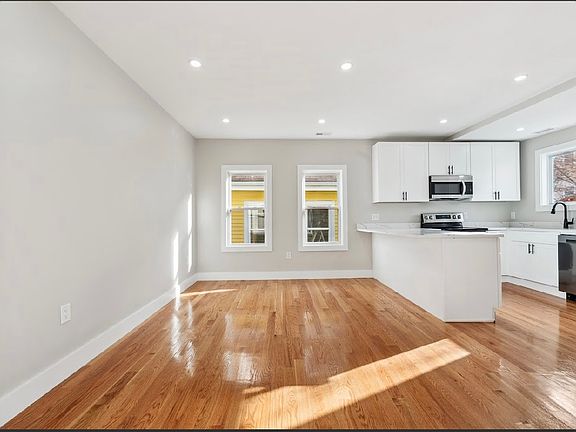 3rd image of 77 Reed Ave #2