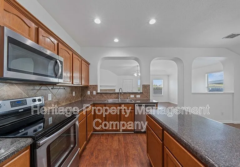 9302 Mare Country — Photo 9