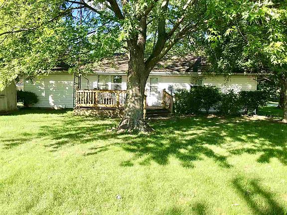 4th image of 416 Sycamore Ct