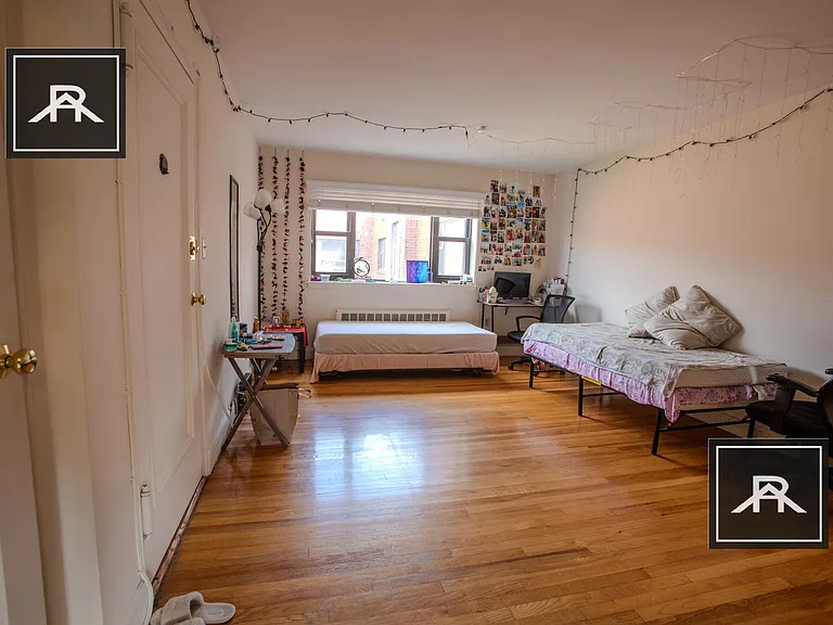 34 Harvard Ave #A — Photo 7