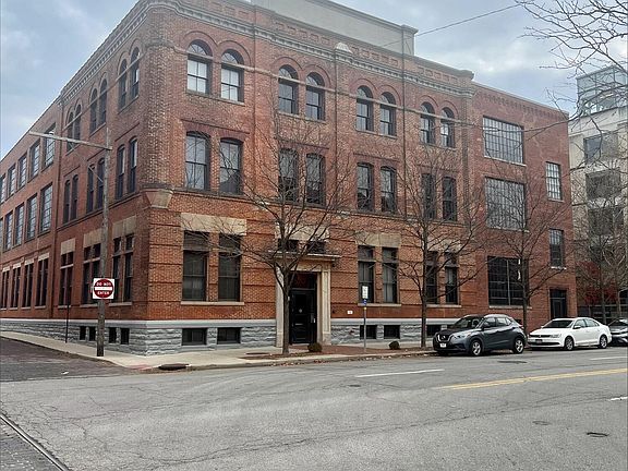 2nd image of 570 S Front St APT 208