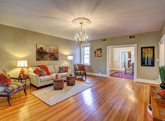5th image of 3029 Monument Ave #U3