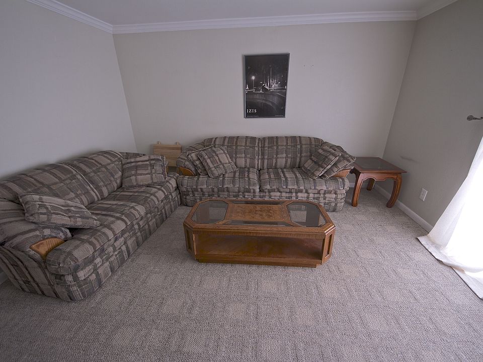 1st image of 724 W 1720 N #125