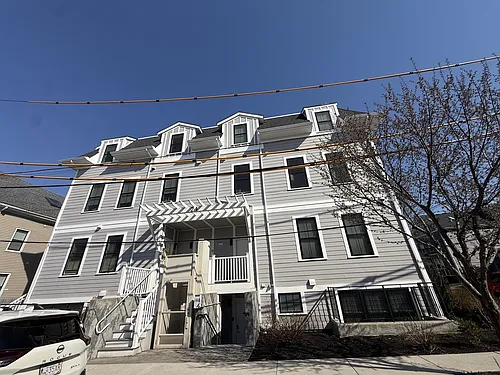 24 Rush St #E Photo 1