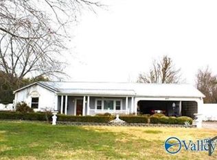 641 Guntersville Rd, Arab, AL 35016