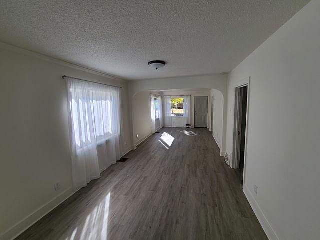 Living and dining area