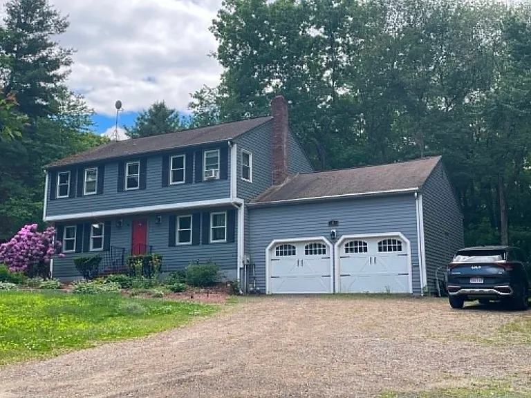 6 Cider Mill Rd — Photo 3