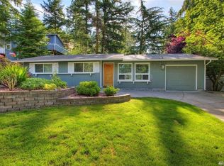 1204 211th Ave NE, Sammamish, WA 98074