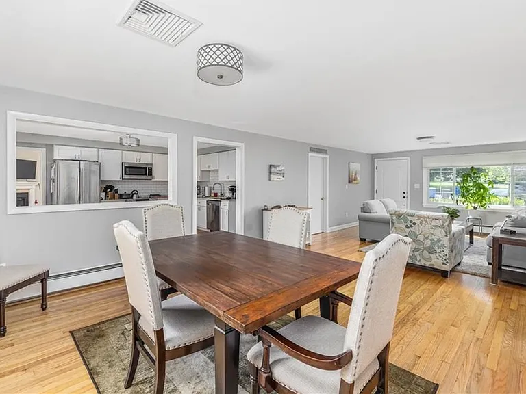 288 Green End Ave — Photo 12