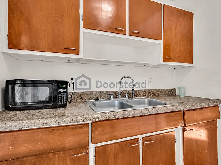 8338 Bumford Ave — Photo 9