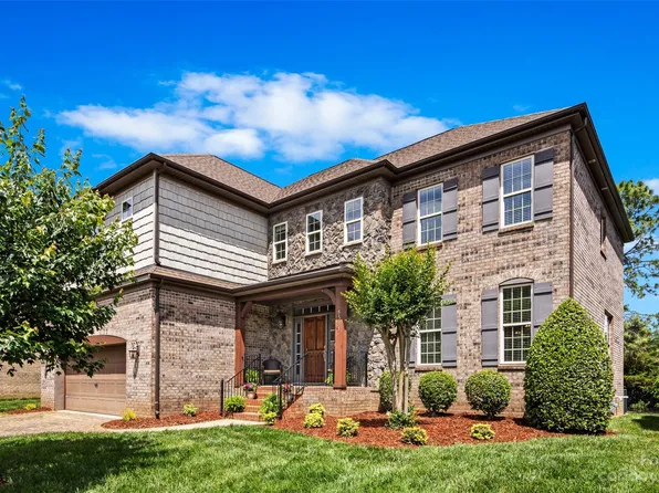 5531 Open Book Ln, Charlotte, NC 28270