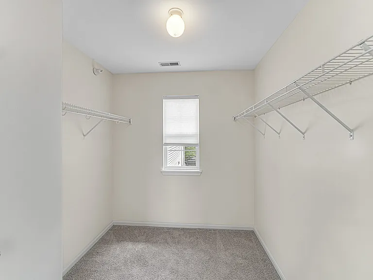 2588 Dickens Ct #2588 — Photo 12