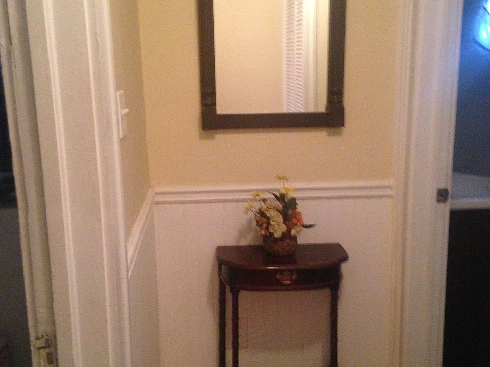 1st image of 921 McKinley Ave