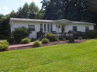 6787 Kane Rd, Transfer, PA 16154
