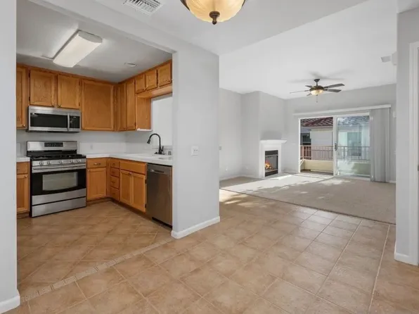 555 Lands End Way Unit 213, Oceanside, CA 92058