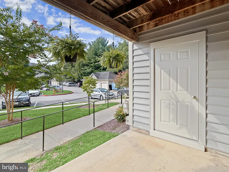 9150 Gracious End Ct #104 — Photo 32