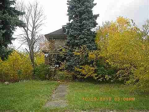 1766 W Grand Blvd