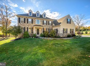 25 Broomall Ln, Glen Mills, PA 19342