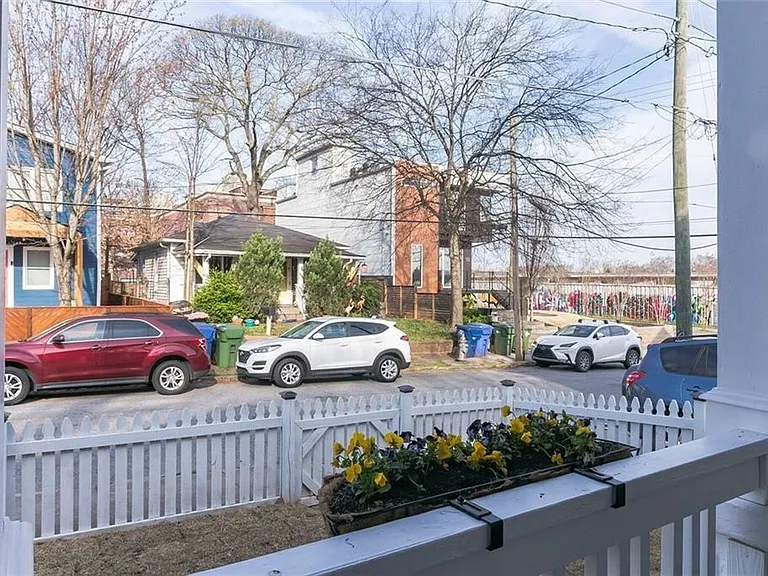 62 Chester Ave SE #A — Photo 25