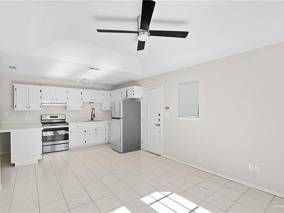 3rd image of 1802 Oasis Ave #206
