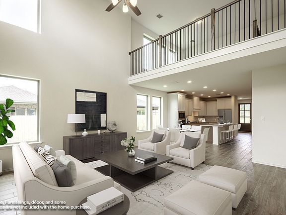 3rd image of 208 Menlo Bnd