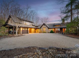 355 Doghobble Rd, Lake Toxaway, NC 28747