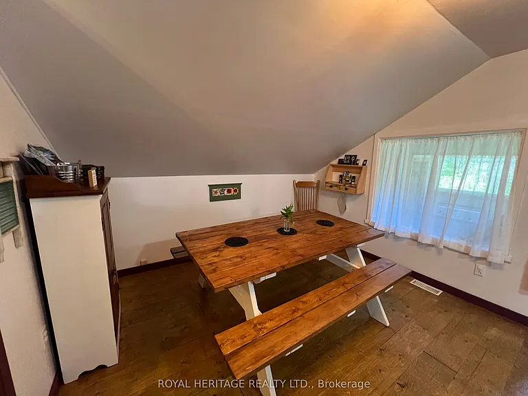 1095 Cleveland Rd — Photo 8