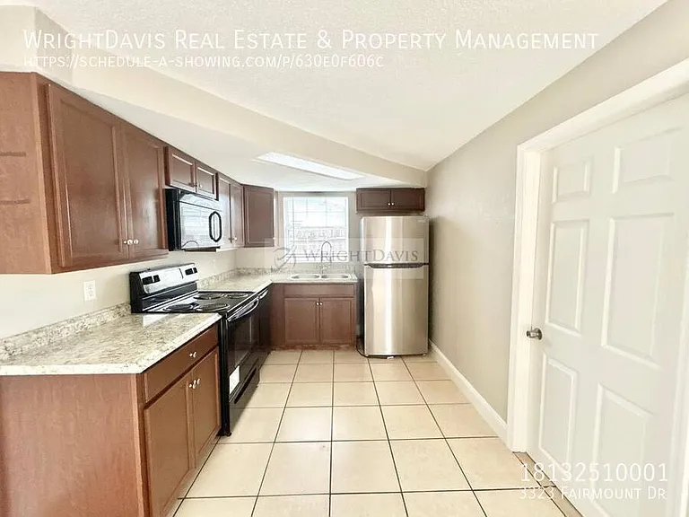 3323 Fairmount Dr — Photo 10