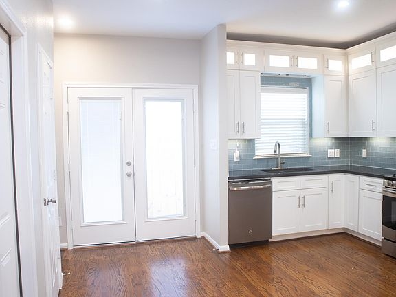 5th image of 2237 Naomi St