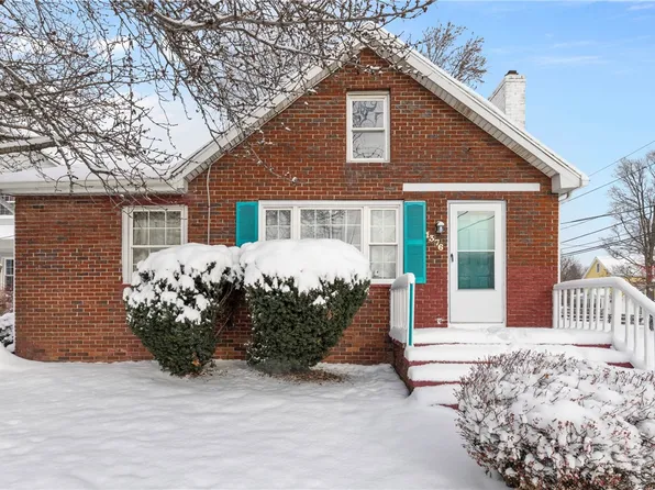 1376 Emerson St, Rochester, NY 14606