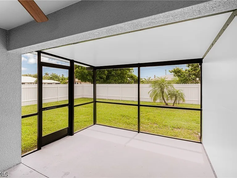 3509 SW Santa Barbara Pl — Photo 21