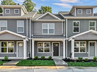 145 Quarry Point Dr, Clarksville, TN 37043