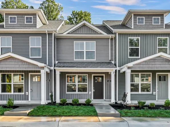 145 Quarry Point Dr, Clarksville, TN 37043